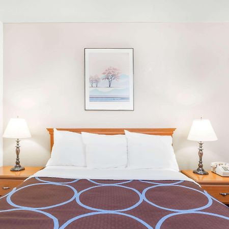 Super 8 By Wyndham Montgomery Maybrook Экстерьер фото